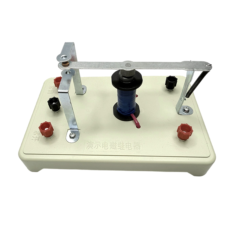 Pagpapakita ng pisika sa gitnang paaralan ng instrumento sa pagtuturo ng mga electromagnetic relay