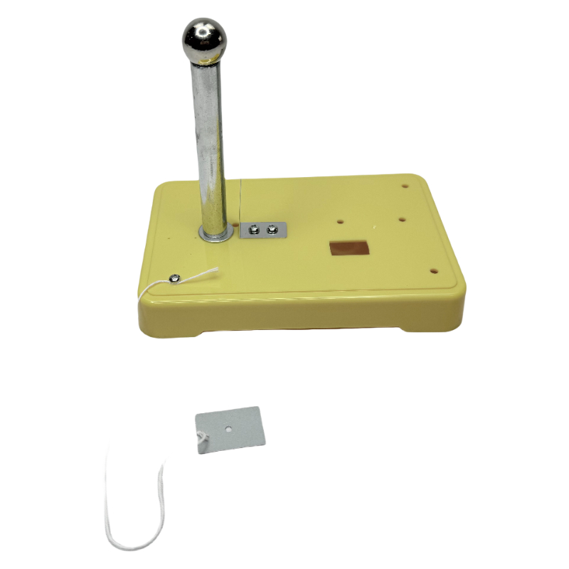 Gumagamit ng inertia demonstration model ang lab ng instrumentong pisikal